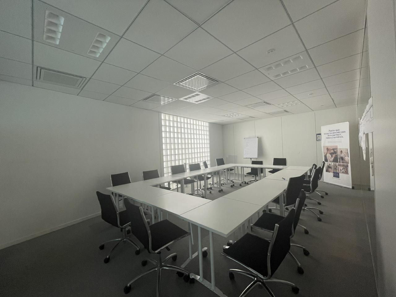 Bureau Villejuif 5627m² Location bureau Villejuif Val-de-Marne OLBUR2100307 5